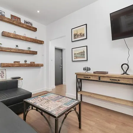 Center By Renters * Vratislav