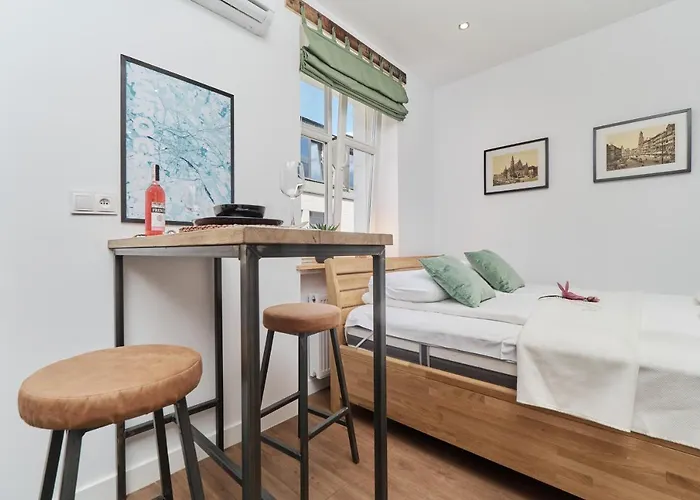 Center By Renters Breslavia